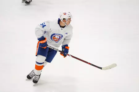 Buckeyes Head to NHL Training Camps