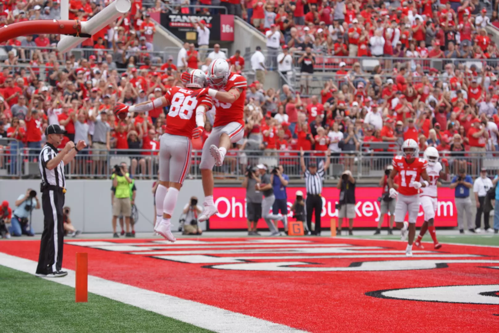 ?? Buckeyes Fly Past Owls in Opener, 45-21