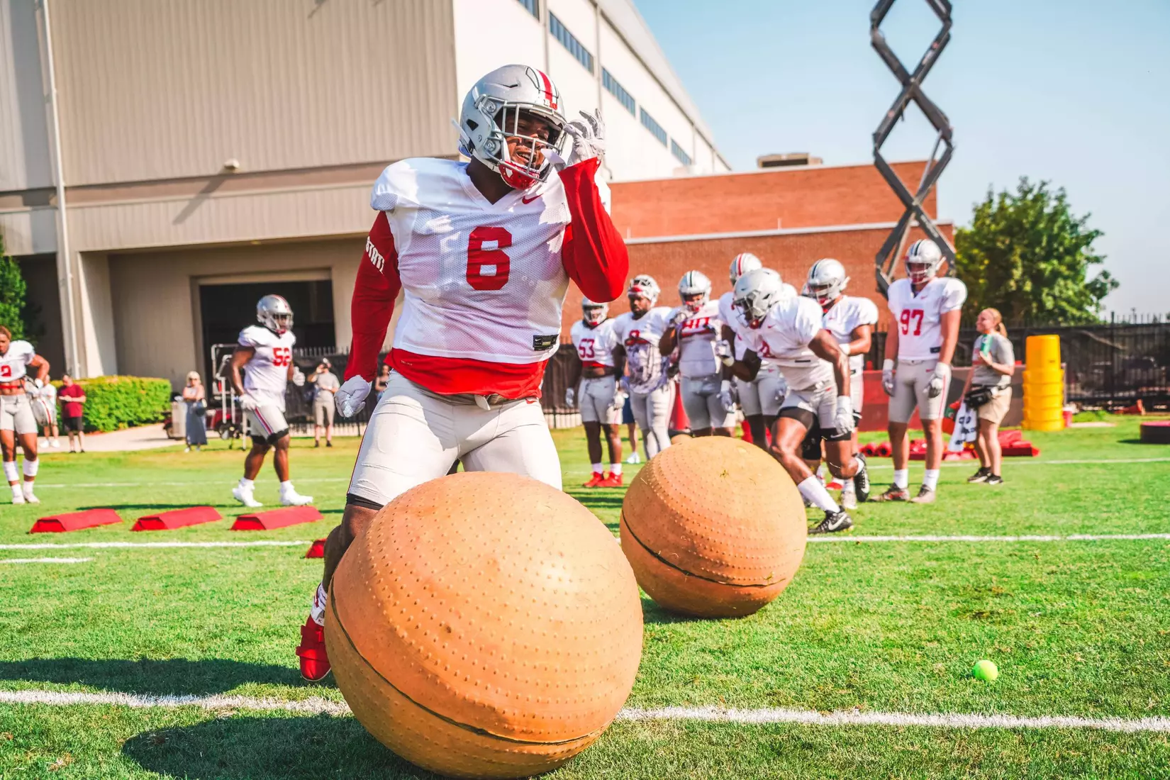 Ohio State welcomes the Big Ten Network fall tour to practice