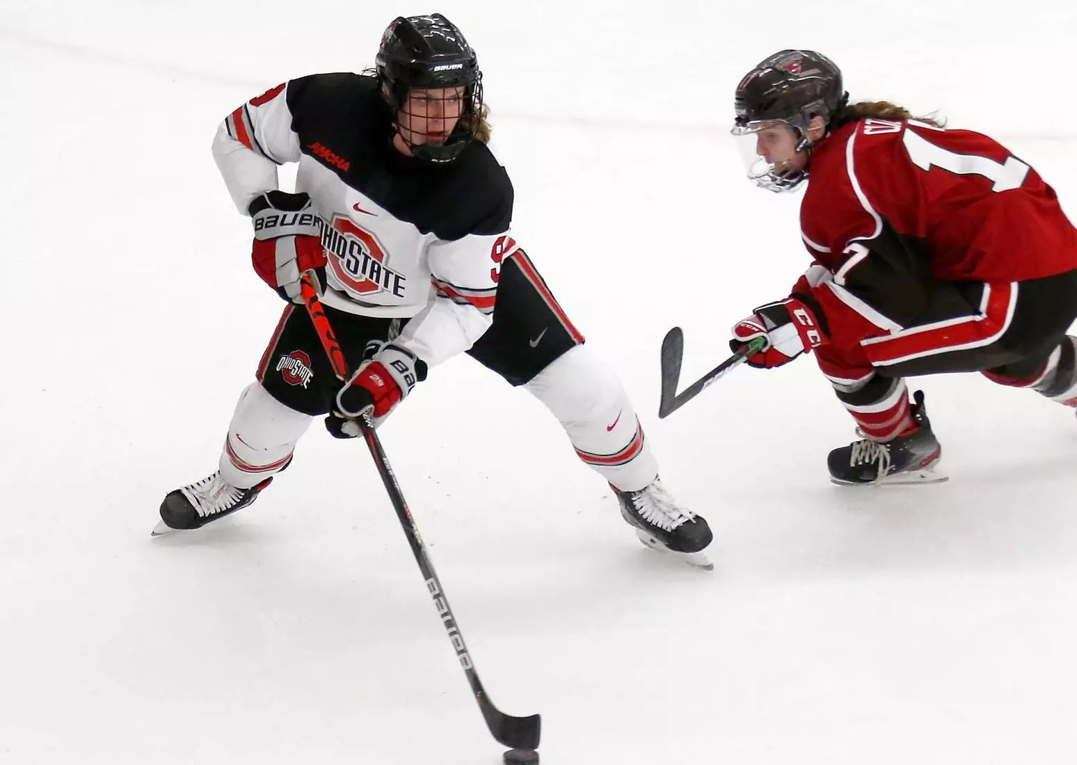 Madison Bizal Named WCHA Defenseman of the Month