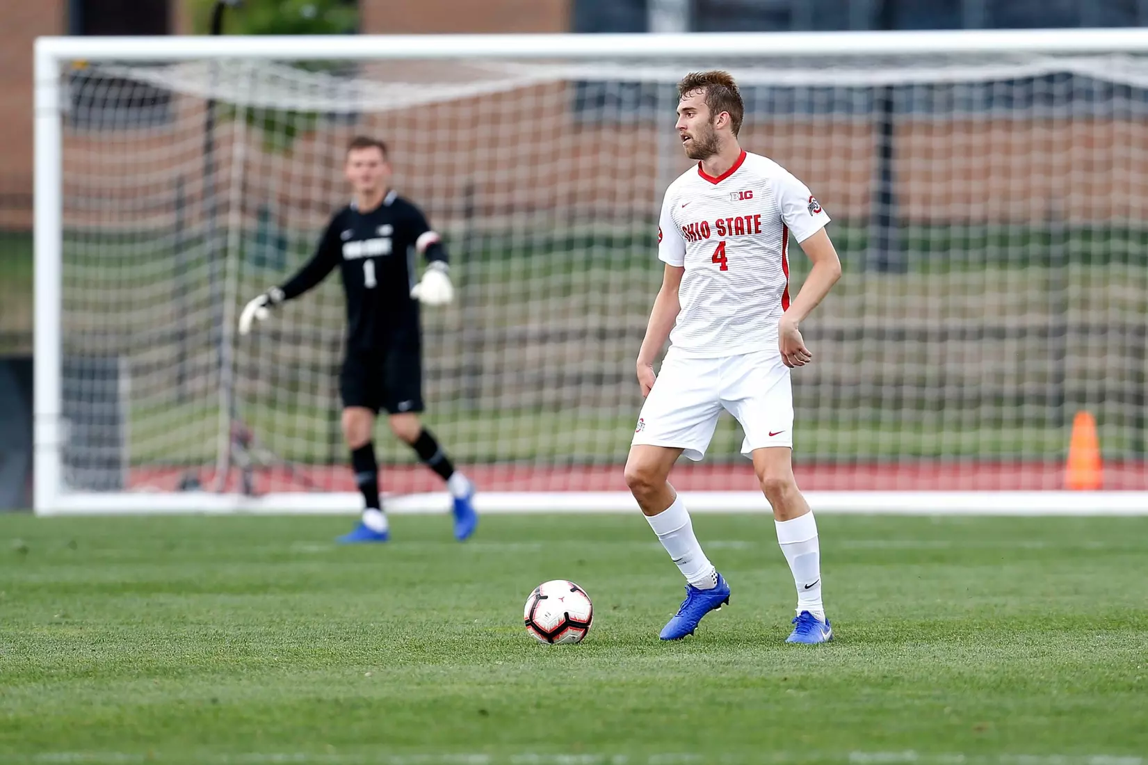 Buzzas, Wootton Named 2021 Captains