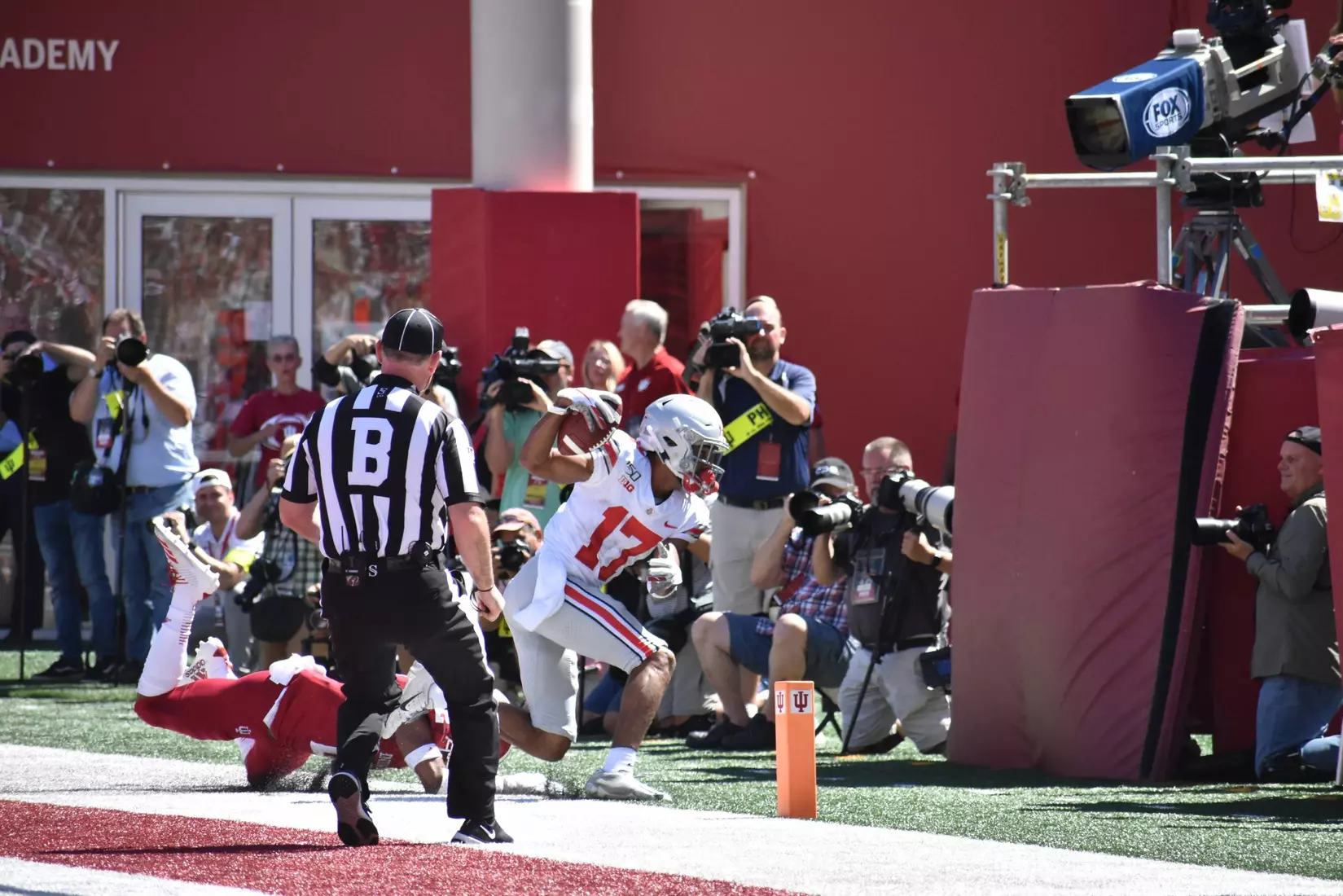 ?? Buckeyes Take B1G Step over Indiana