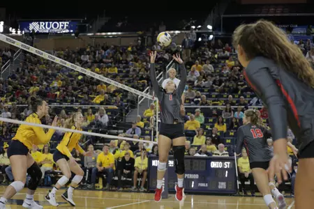Buckeyes Drop Straight-Set Decision to Wolverines