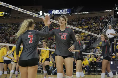 Ohio State Readies for Michigan State, Michigan