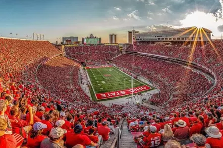 B1G Noon Show in The Shoe