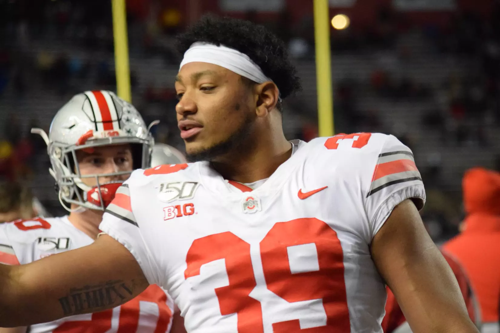 Buckeyes roll to win No. 10 at Rutgers