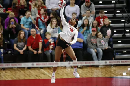 Ohio State Drops 3-1 Decision to No. 25 Illinois