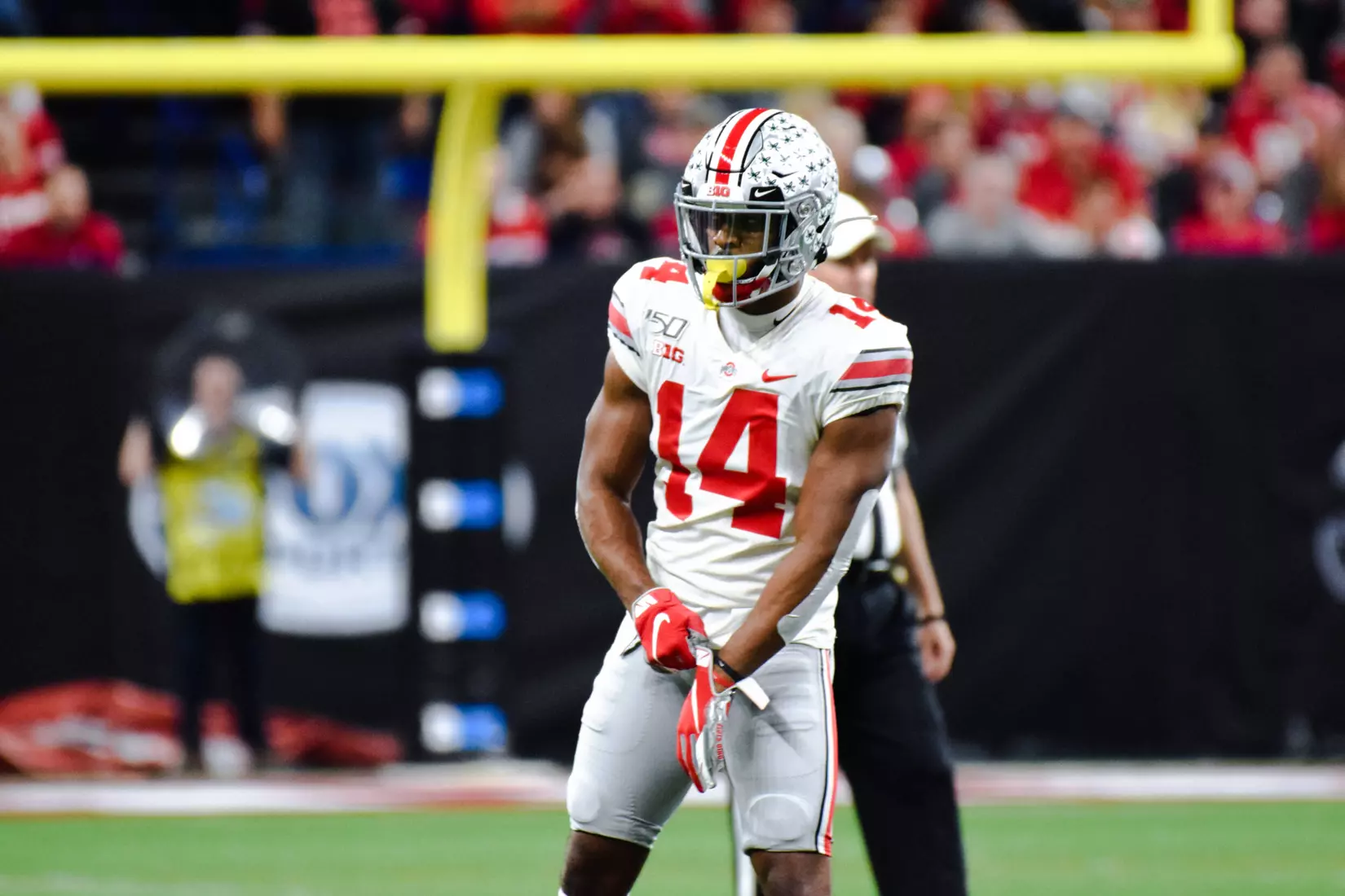 ??????Buckeyes Battle by Badgers for B1G 3-peat