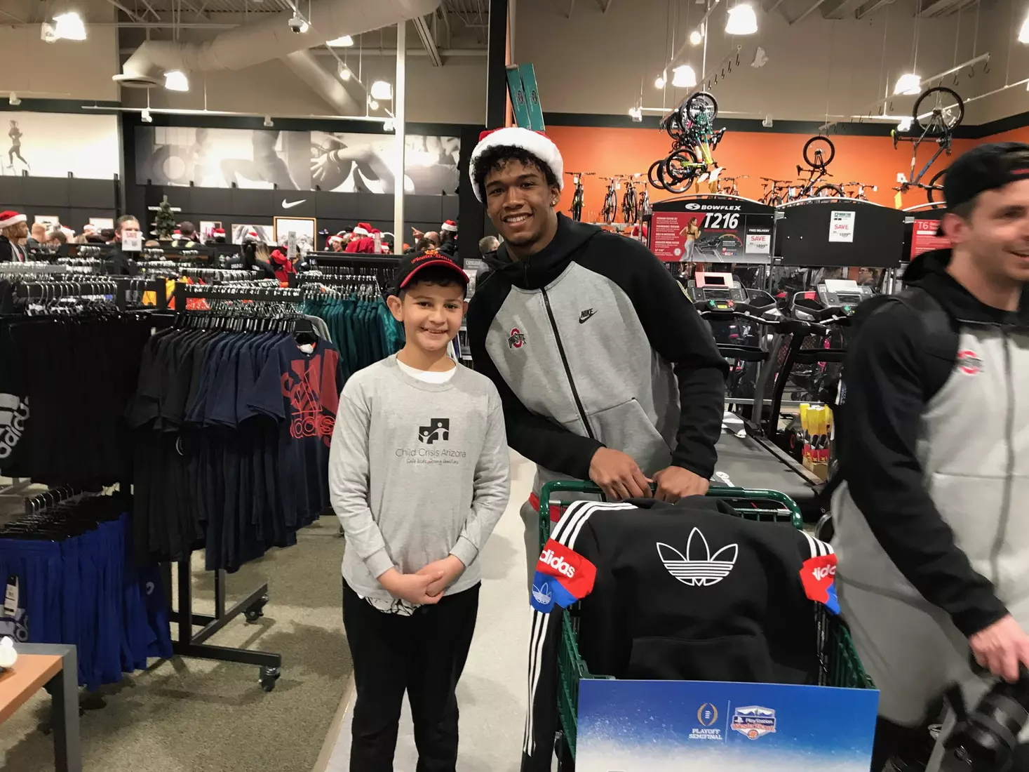 Ohio State Practices; Players Then Shop with Children in Need