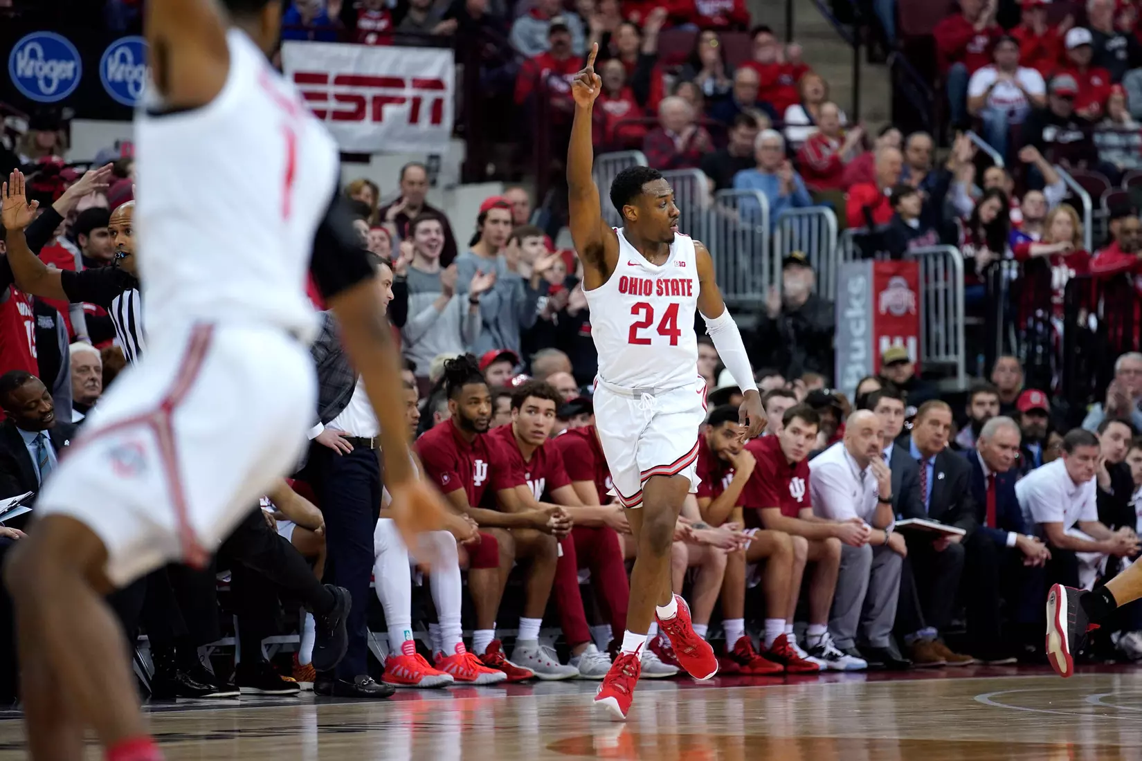 No. 19 Ohio State Hosts No. 23 Illinois on Senior Night Thursday