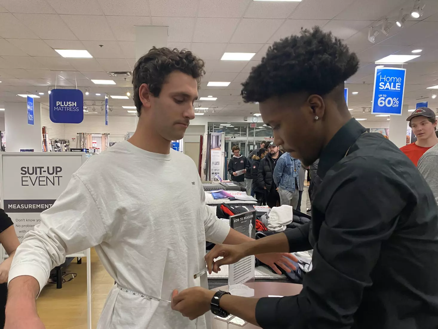 Student-Athletes (Business) Suit Up at Dress to Impress Event