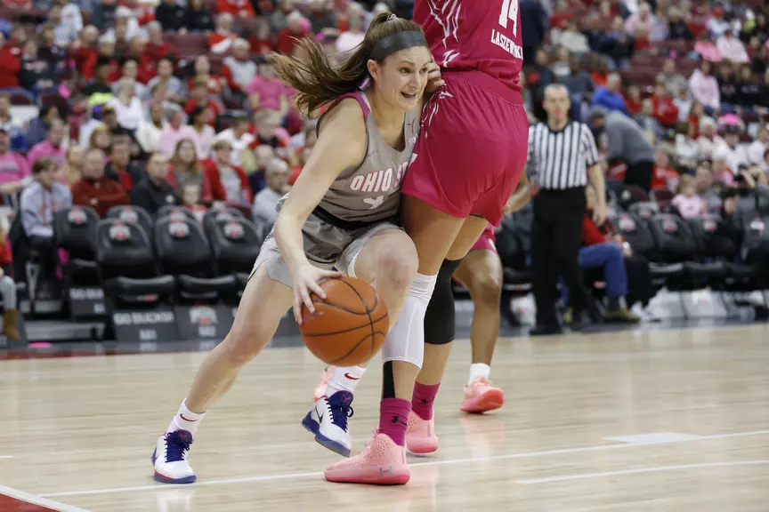 Bell Scores 20 as Buckeyes Run Past Badgers 82-74