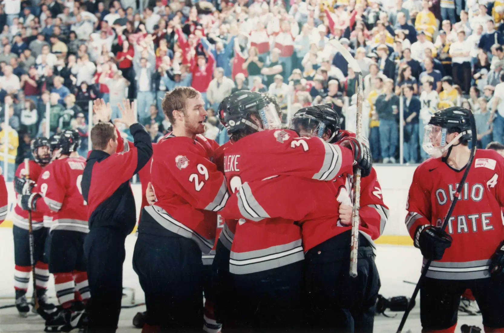 On This Date – Buckeyes Advance to First NCAA Frozen Four