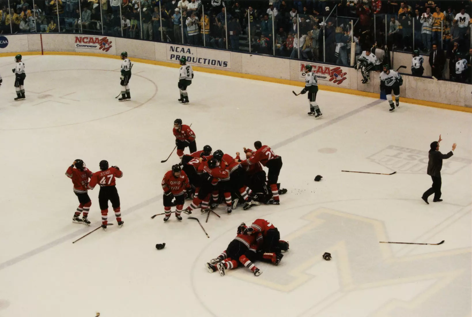 On This Date – Buckeyes Advance to First NCAA Frozen Four