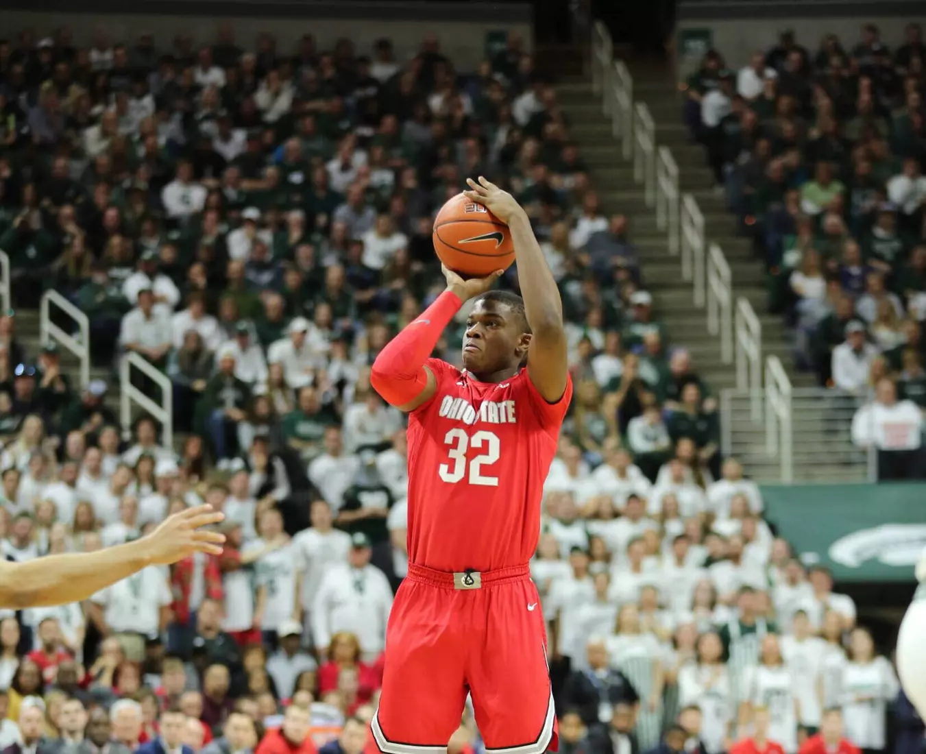 No. 19 Ohio State Drops Regular-Season Finale at No. 16 Michigan State