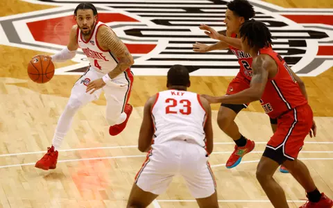 Buckeyes Race Past Illinois State in Season Opener