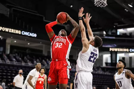 Buckeyes Drop 71-70 Decision to Northwestern