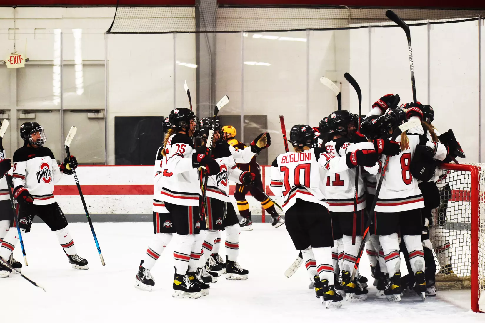 No. 3 Ohio State Defeats No. 2 Minnesota, 3-1