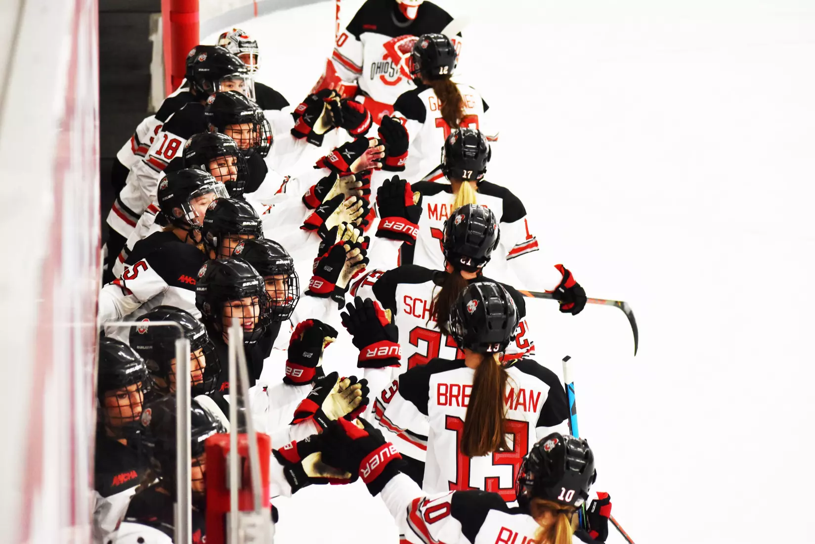 No. 2 Minnesota Tops No. 3 Ohio State, 7-4