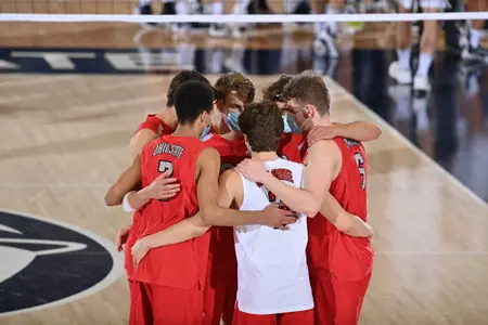 Buckeyes Fall in Straight Sets to Nittany Lions