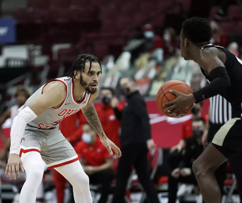 No. 15 Ohio State Edged by Purdue, 67-65