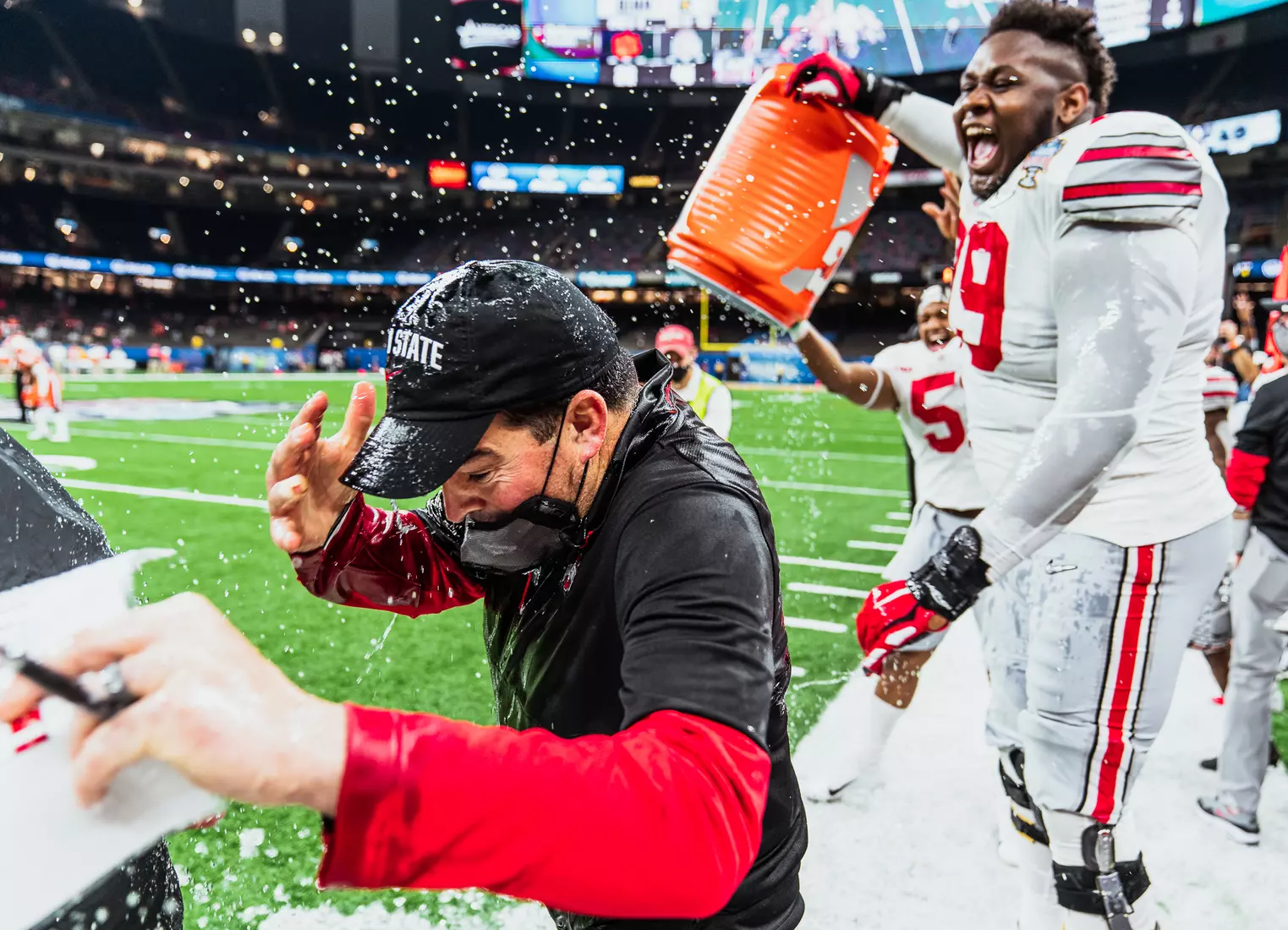 Scenes ?? & Social Reax ?? from the Sugar Bowl