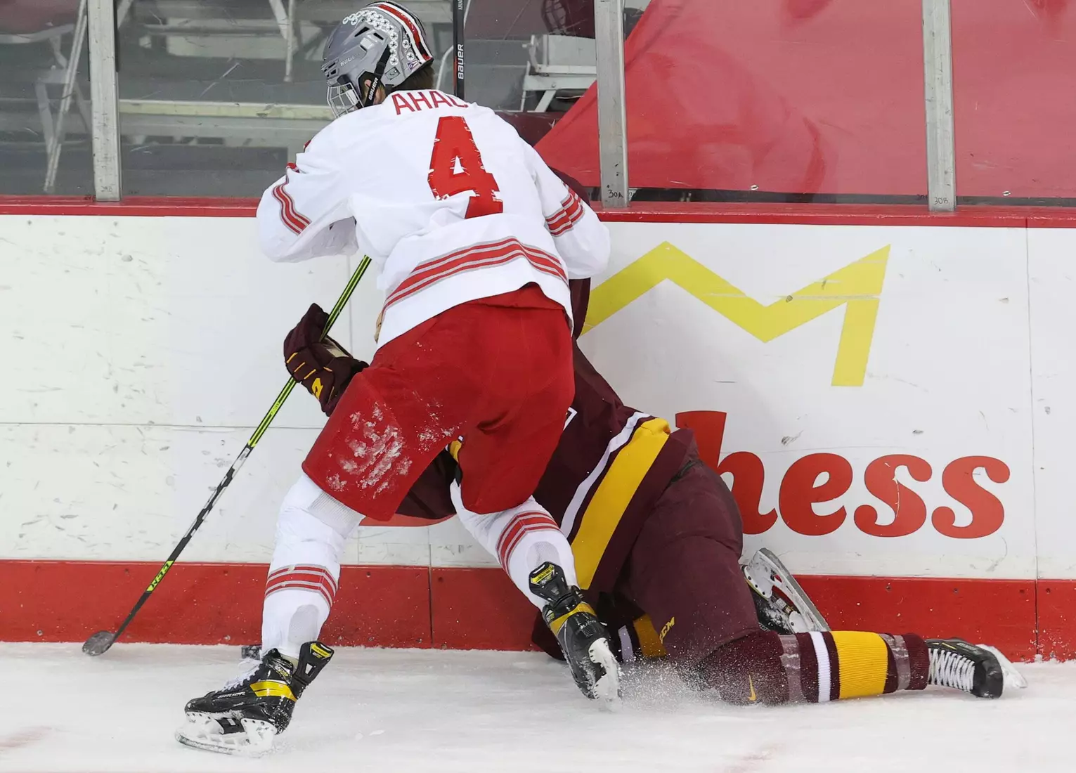 Buckeyes Drop Game Two vs. the No. 4 Gophers, 5-2