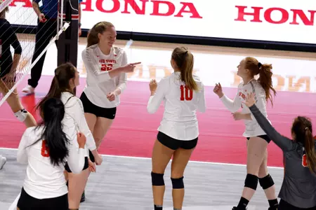 Ohio State Rallies to Top Michigan State, 3-2
