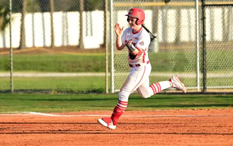 Buckeyes Split Season-Opening Doubleheader with Iowa