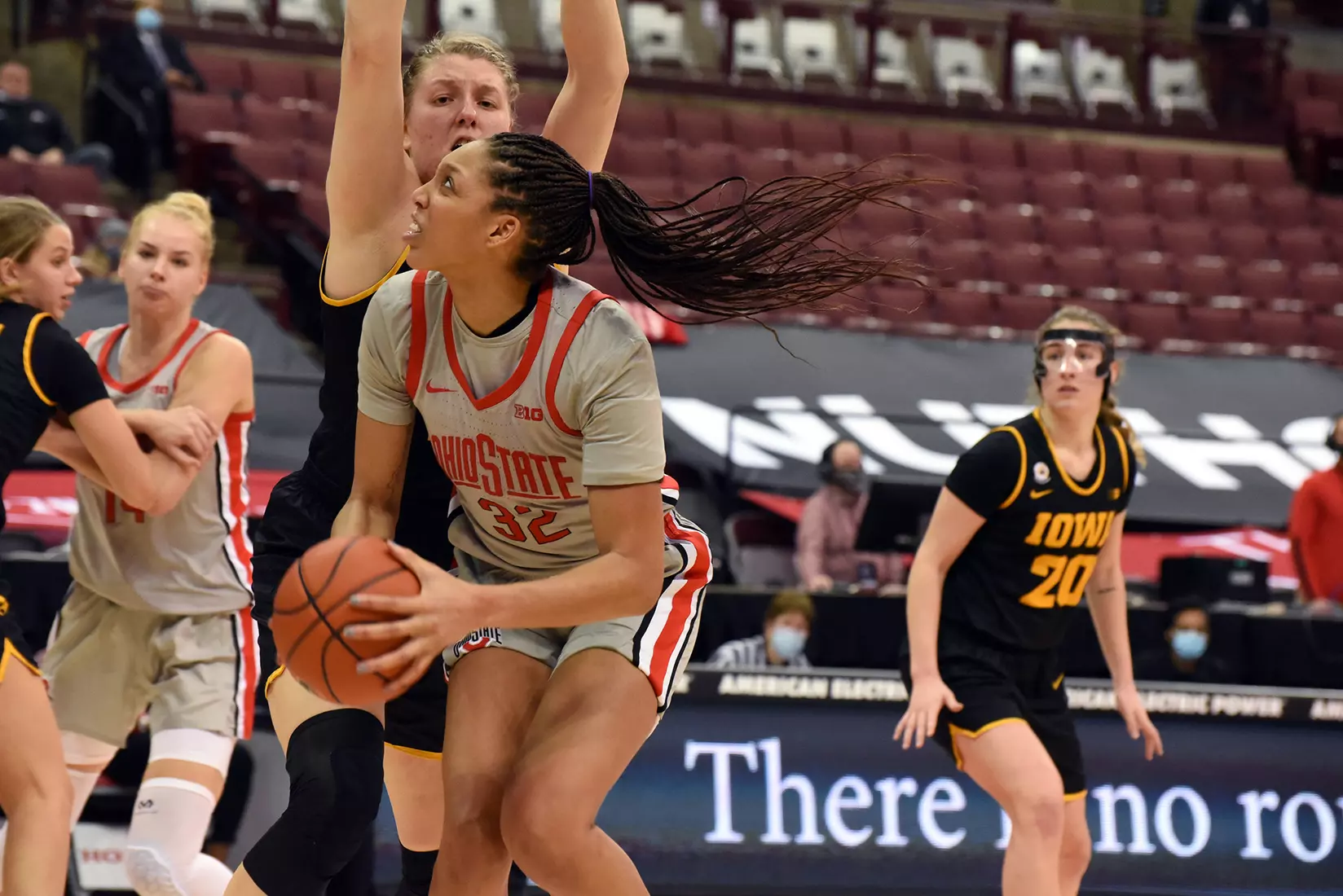 Buckeyes Sweep Season Series with Iowa