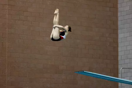 Crawford & Siler Lead Divers at NCAA Zone C Meet