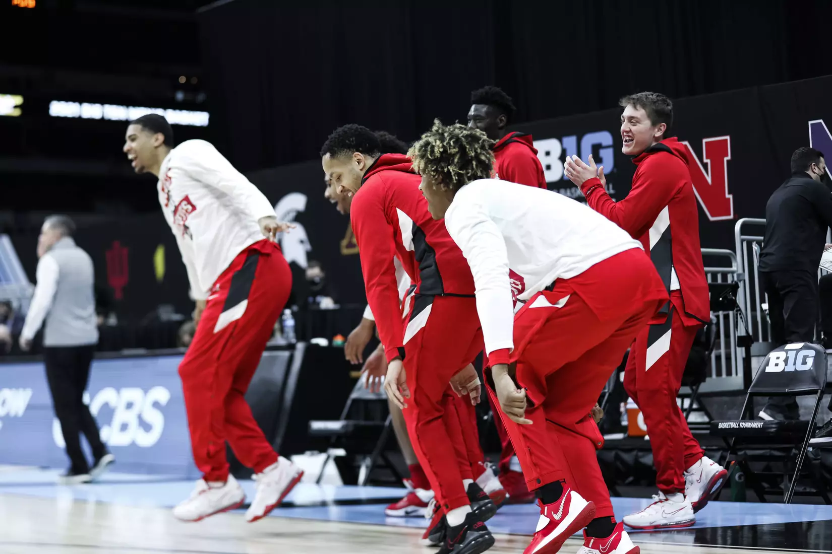 Ohio State Tops ?ichigan; Is Big Ten Tournament Title Game Bound