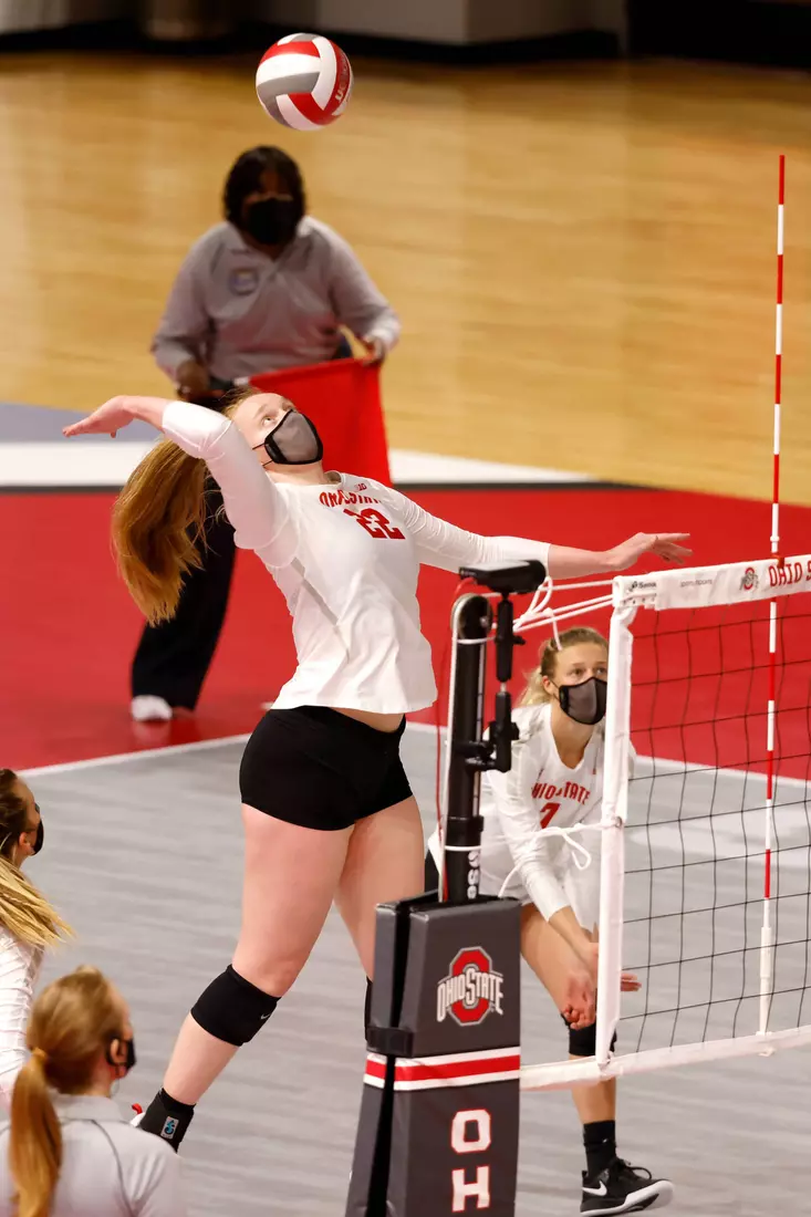 Emily Londot Earns AVCA National Freshman of the Year Award
