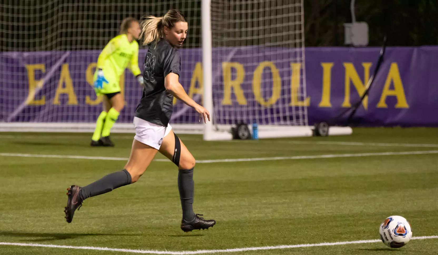 Buckeyes Advance in NCAA Tournament with 5-1 Win