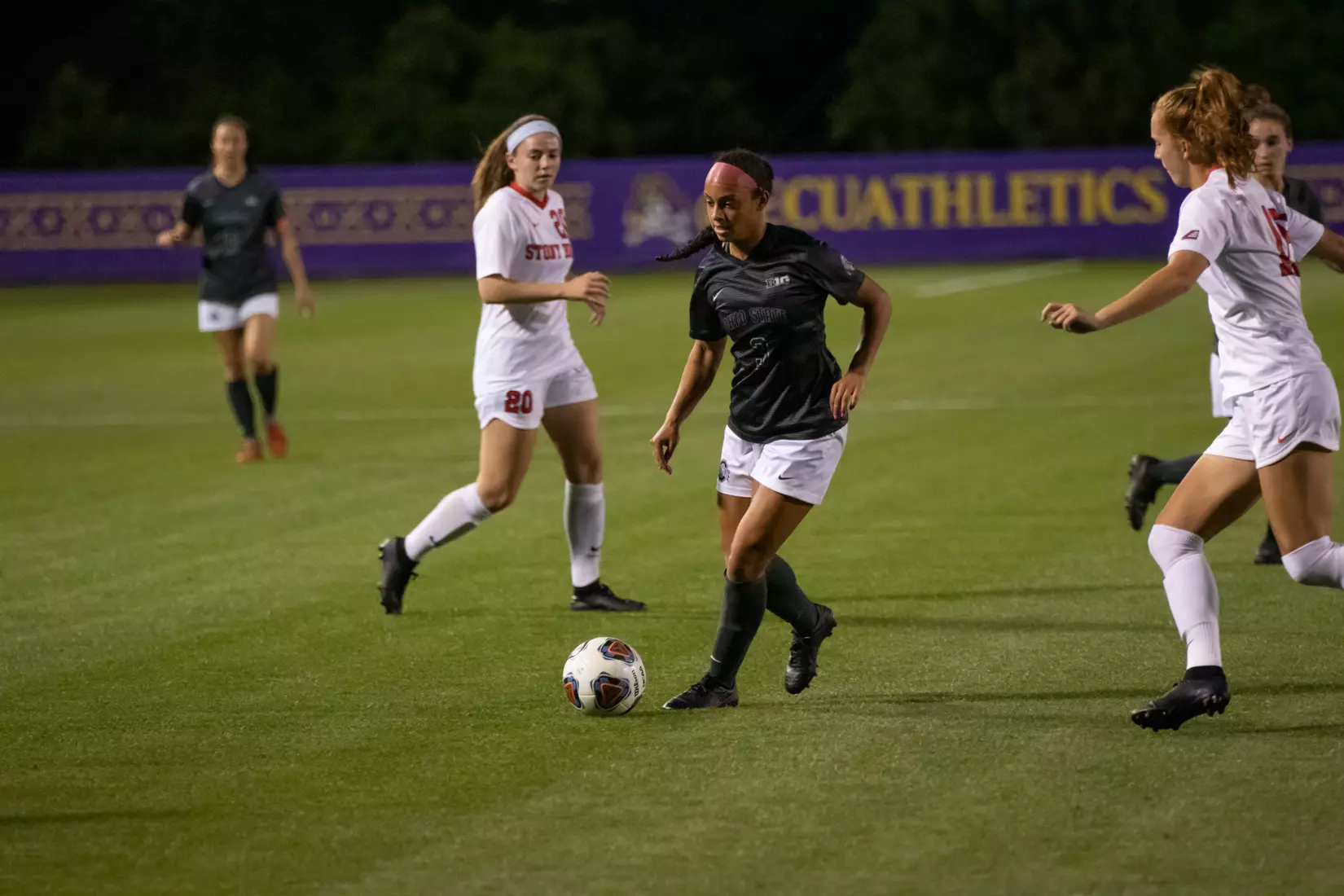 Buckeyes Advance in NCAA Tournament with 5-1 Win