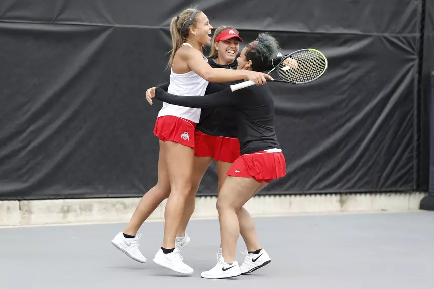 B1G Champs! No. 10 Ohio State Defeats PSU to Clinch Title