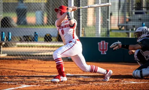 Niki Carver Elects to Return for 2022 Season