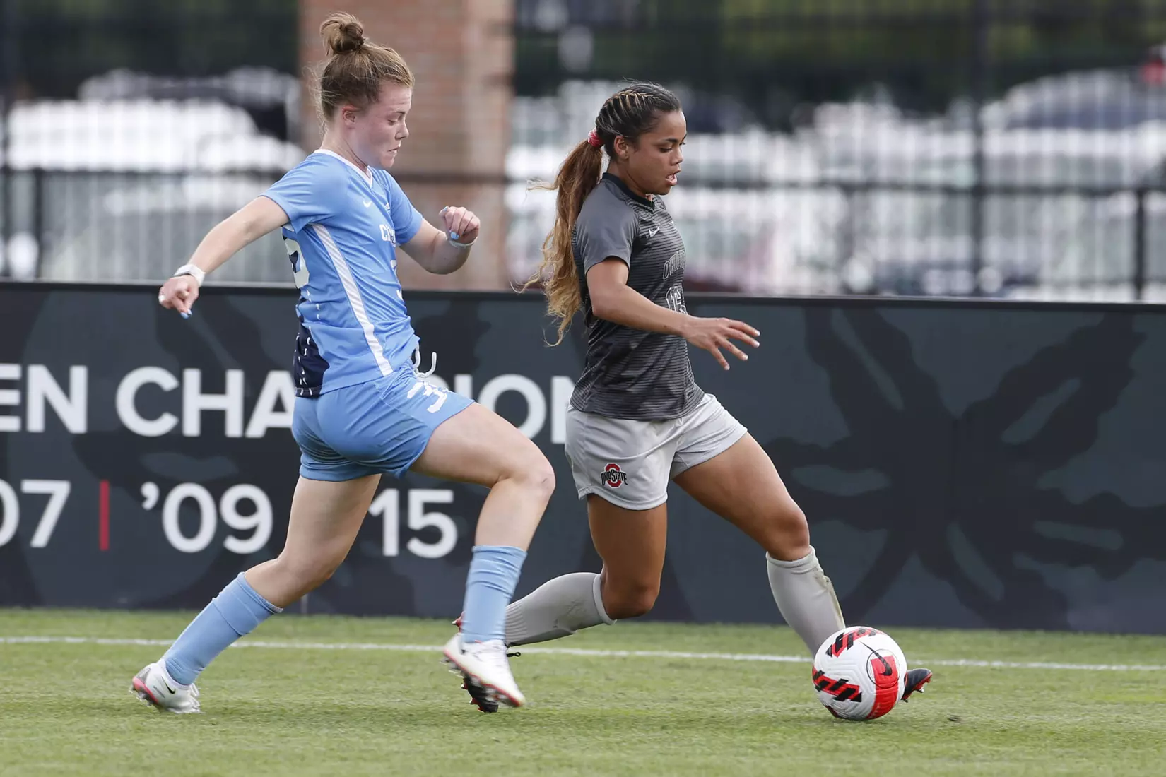 Strong Effort Falls Short in 2-0 Setback to #2 UNC