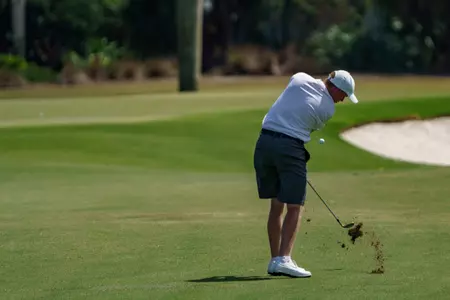 Moldovan and Chandler Under Par on Day 1 at Windon Memorial