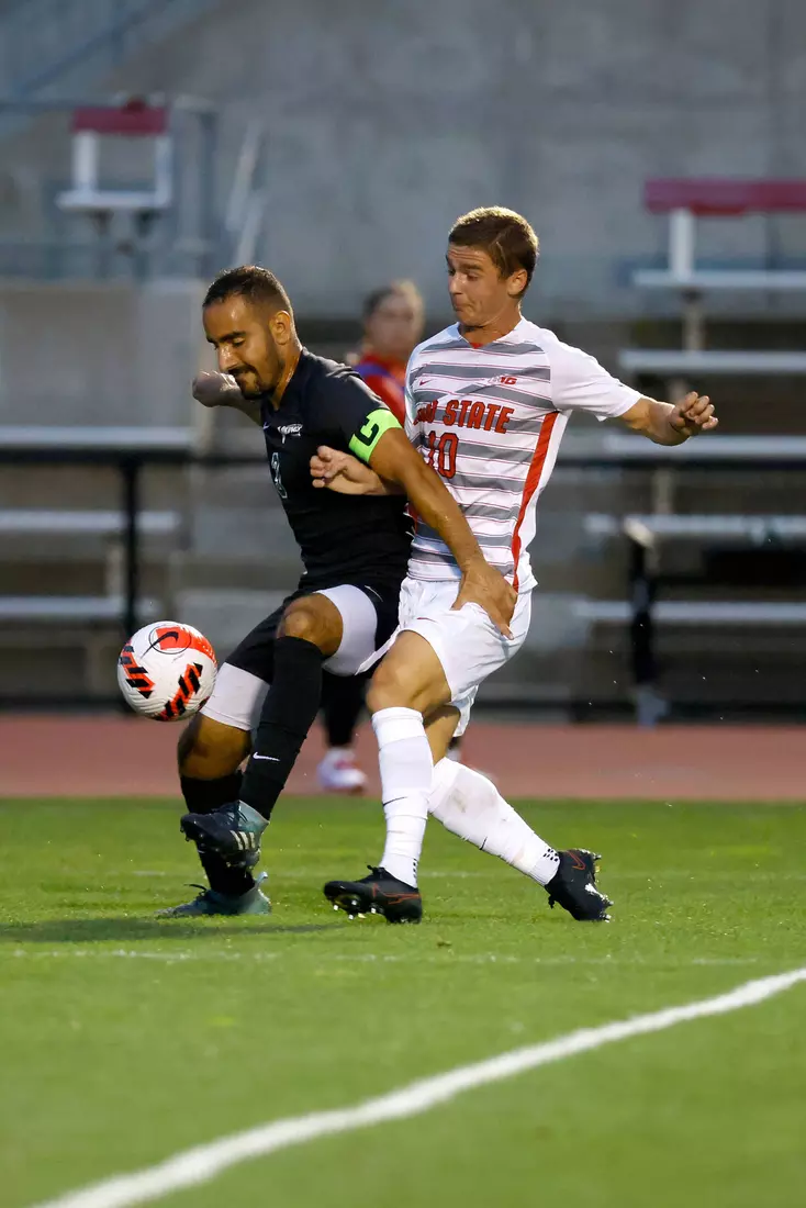 Ohio State Scores Twice in Final 45 to Down Vikings