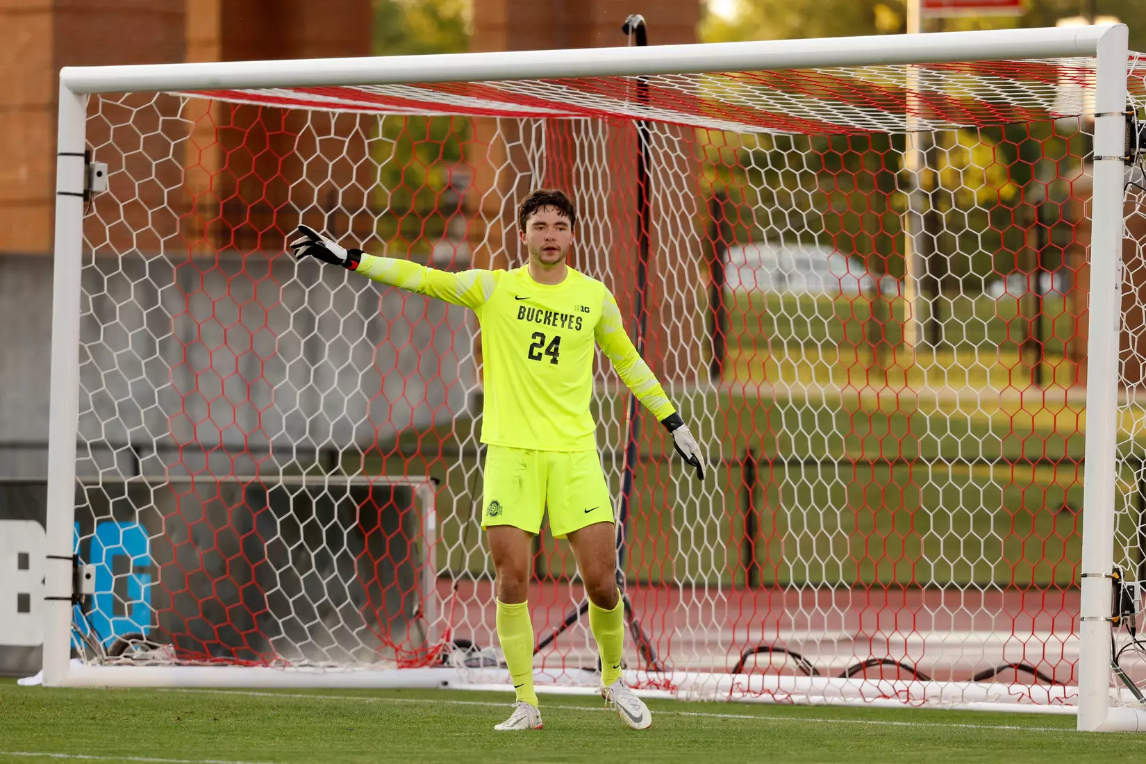 McLaughlin Earns Big Ten Defensive Honor