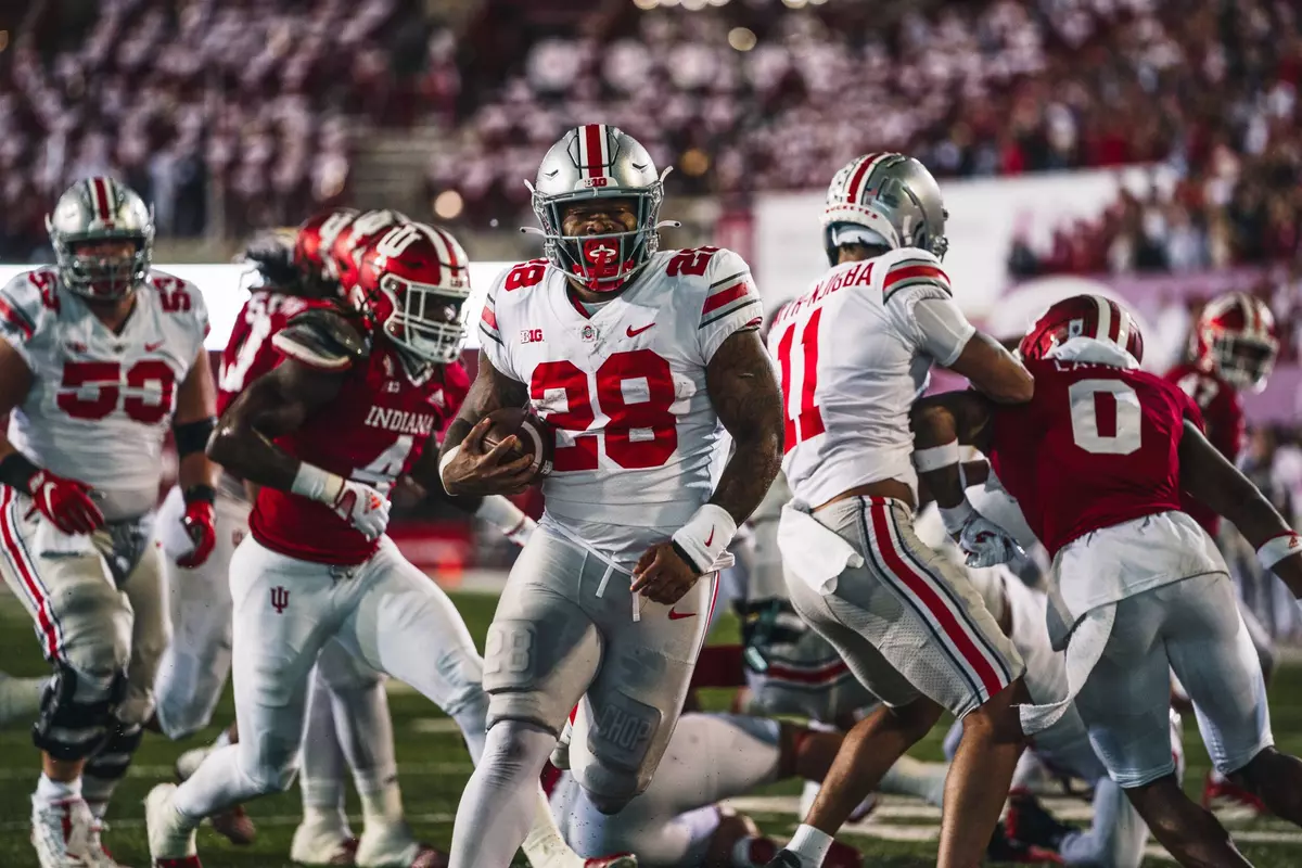 Buckeyes Overwhelm Indiana 54-7