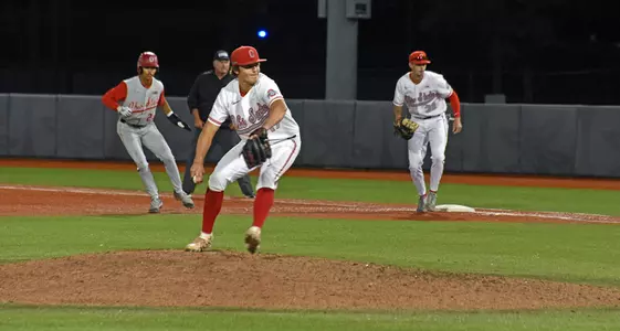 Scarlet Strikes Early, Wins Game Three 7-1