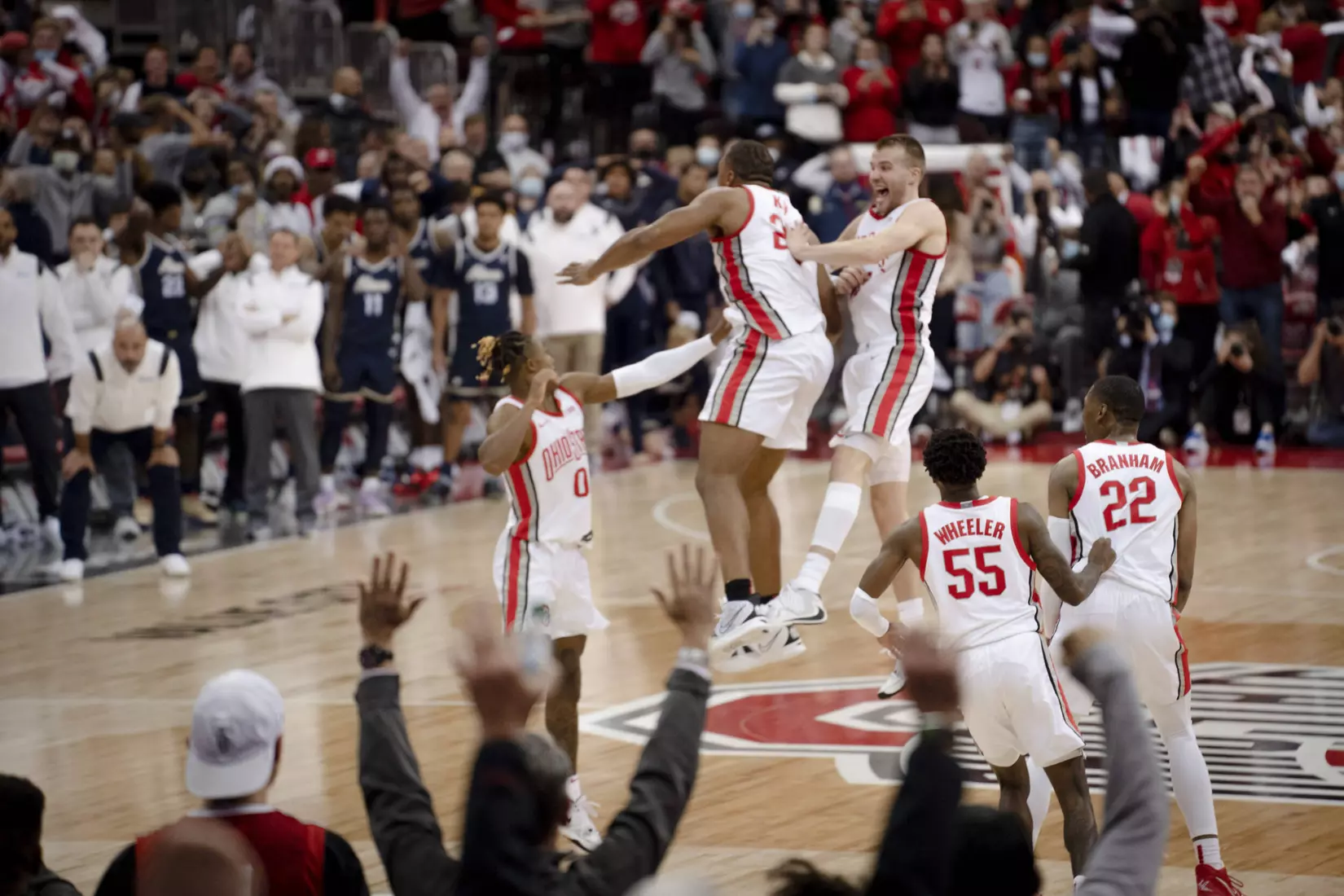 ?? Photo Gallery vs. Akron
