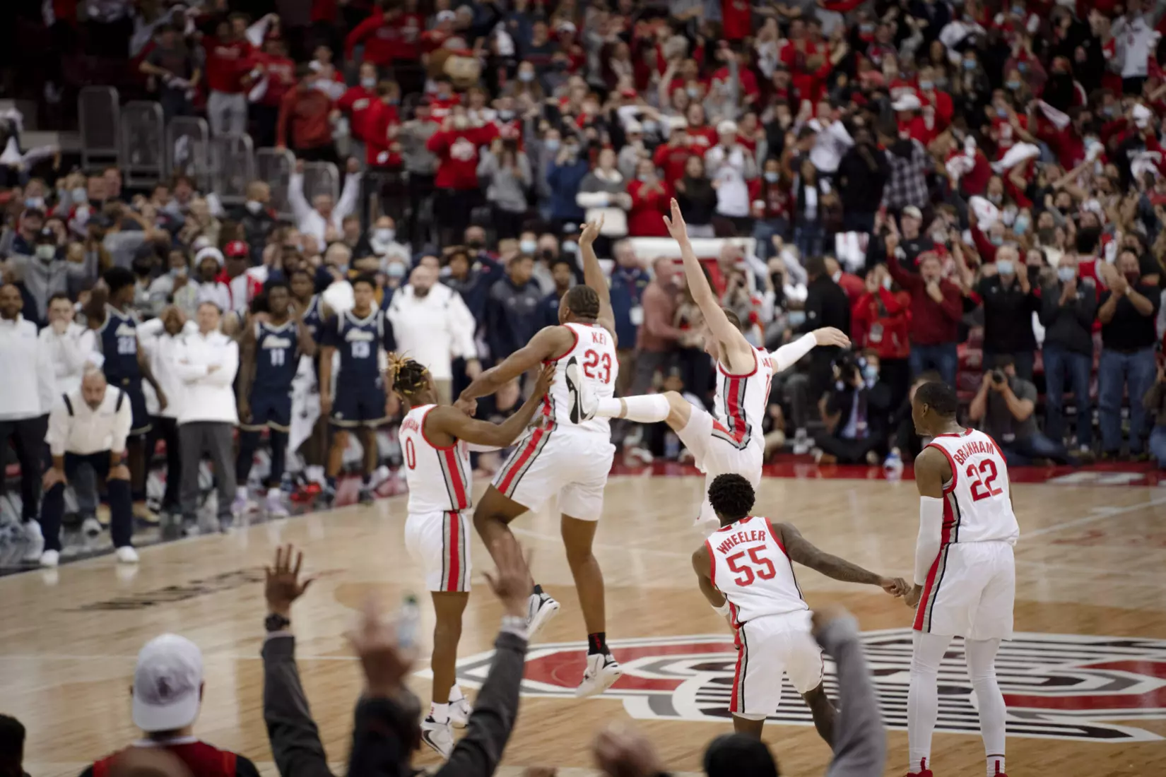 ?? Photo Gallery vs. Akron