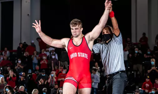 No. 8 Ohio State Battles Back Late to Win 19-14 at No. 17 Rutgers