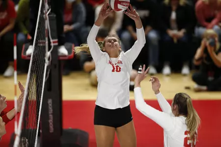 Podraza Named Big Ten Setter of the Week