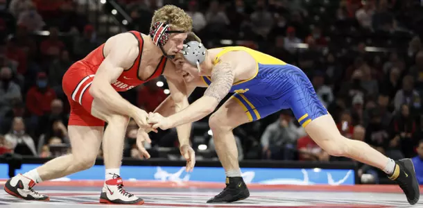 Kharchla Named Big Ten Wrestler of the Week