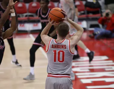 B1G Play Resumes Thursday at Minnesota