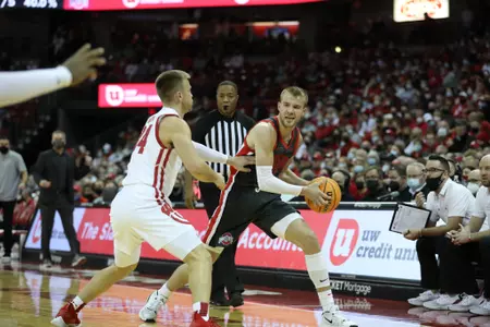 ?? HIGHLIGHTS: No. 16 Ohio State at No. 13 Wisconsin